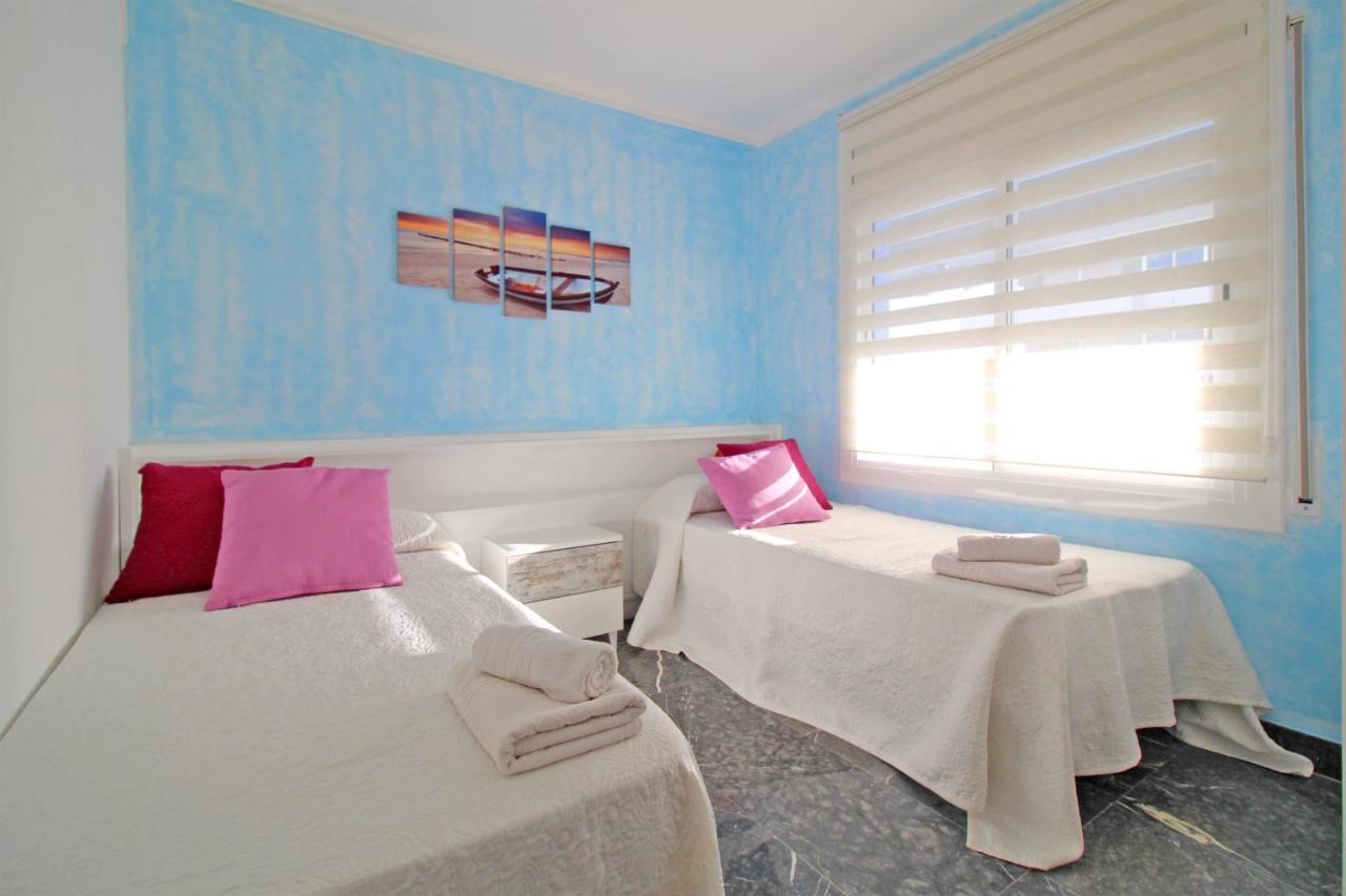 Apartamento Playa Dorada Apartment Сегур де Калафел Екстериор снимка
