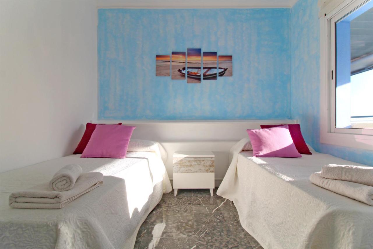 Apartamento Playa Dorada Apartment Сегур де Калафел Екстериор снимка